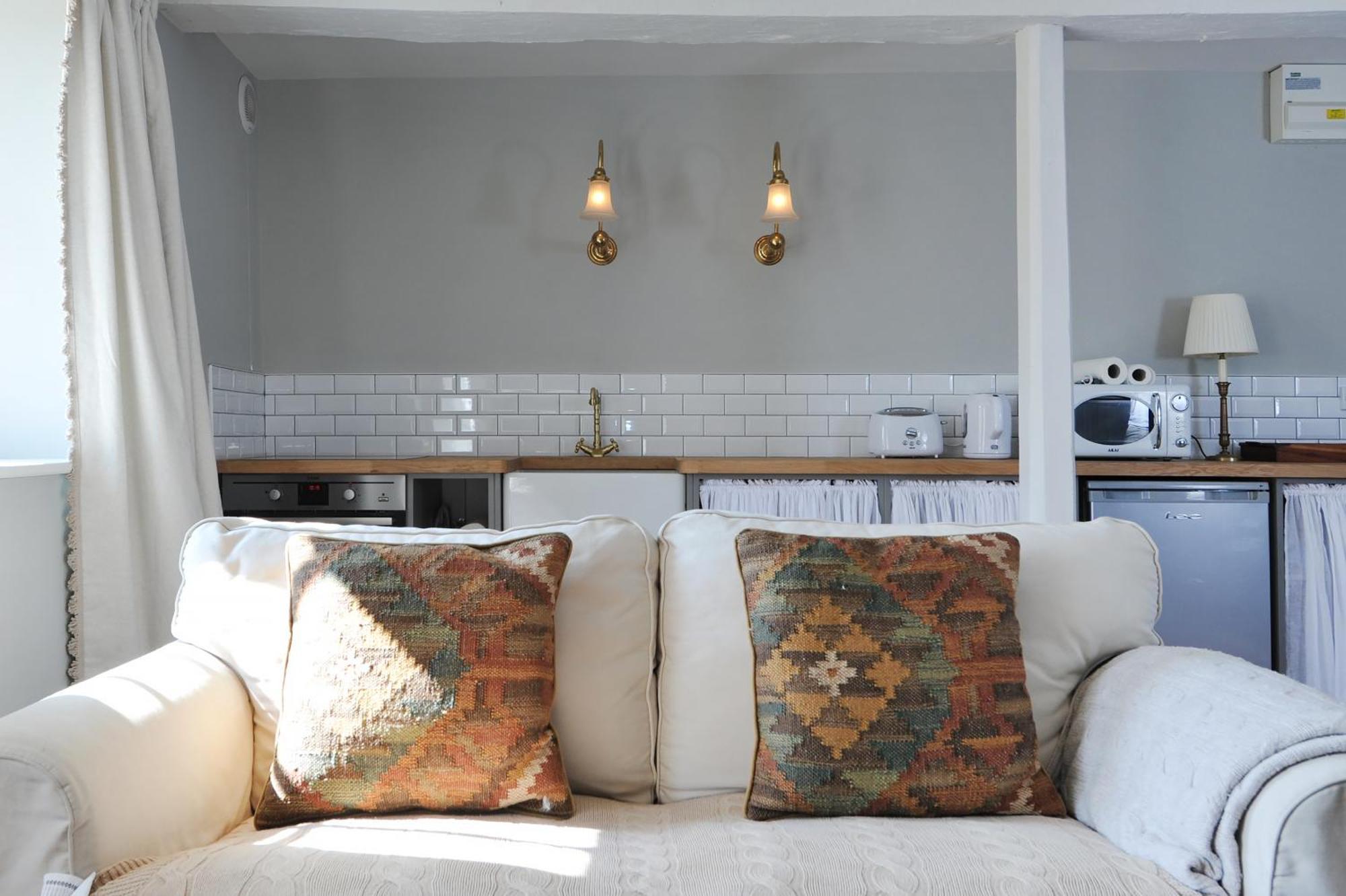Central Luxury Bath Garden Apartment Free Parking ภายนอก รูปภาพ
